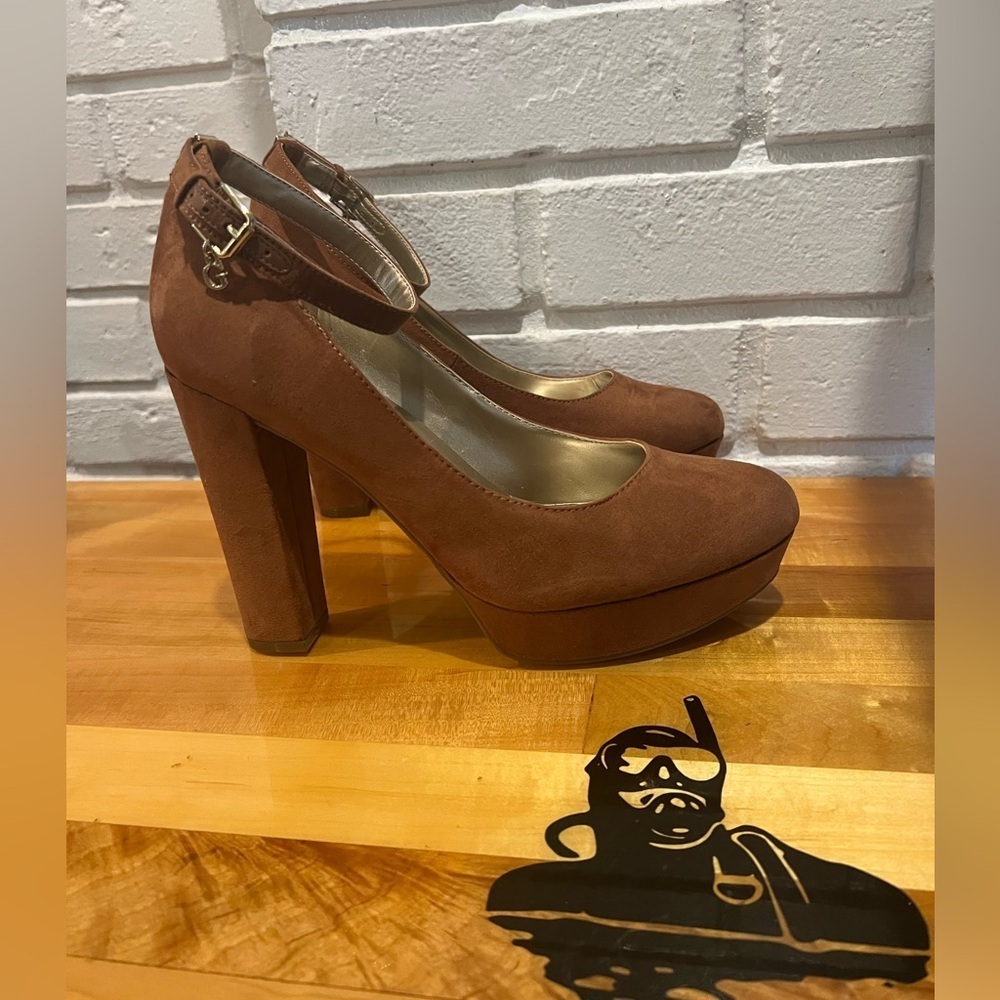 #6 Guess heels - Picture 7 of 9